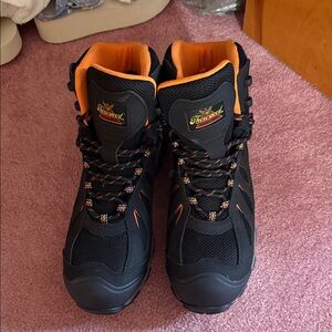 NEW Thorogood steel toe/electrical lace up boots